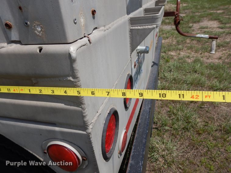 image for item DK0358 1991 J&L 990168  tank tender grain trailer