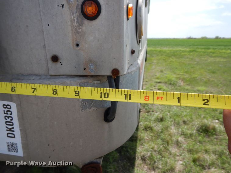 image for item DK0358 1991 J&L 990168  tank tender grain trailer