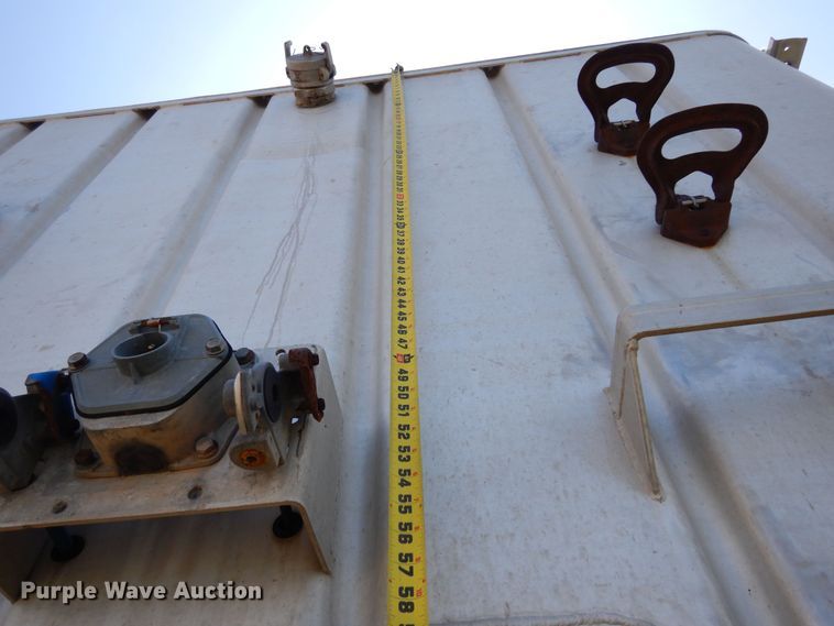 image for item DK0358 1991 J&L 990168  tank tender grain trailer