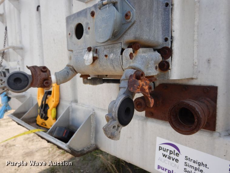 image for item DK0359 1984 J&L Tank  tank tender grain trailer