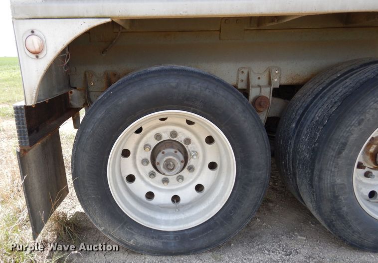 image for item DK0359 1984 J&L Tank  tank tender grain trailer