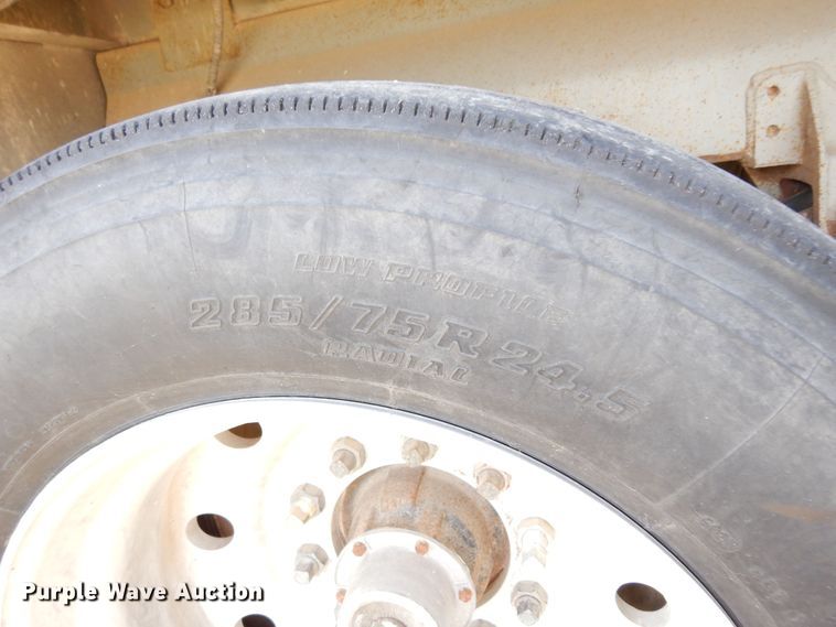 image for item DK0359 1984 J&L Tank  tank tender grain trailer