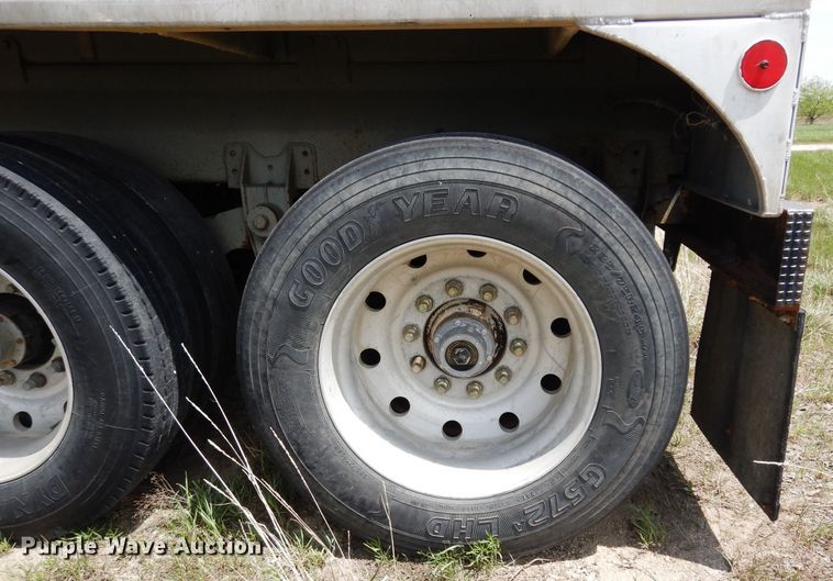 image for item DK0359 1984 J&L Tank  tank tender grain trailer