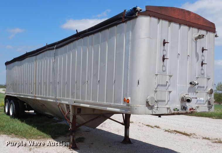 image for item DK0360 1974 J&L Tank THAS  tank tender grain trailer