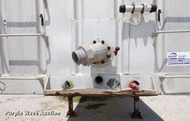 image for item DK0360 1974 J&L Tank THAS  tank tender grain trailer