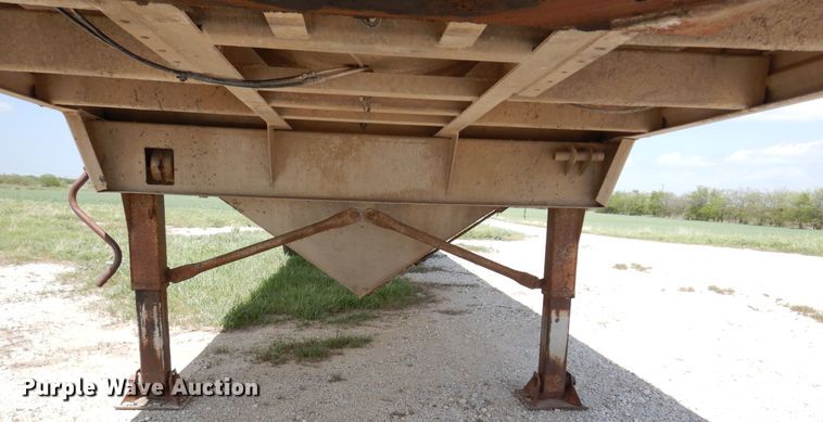 image for item DK0360 1974 J&L Tank THAS  tank tender grain trailer