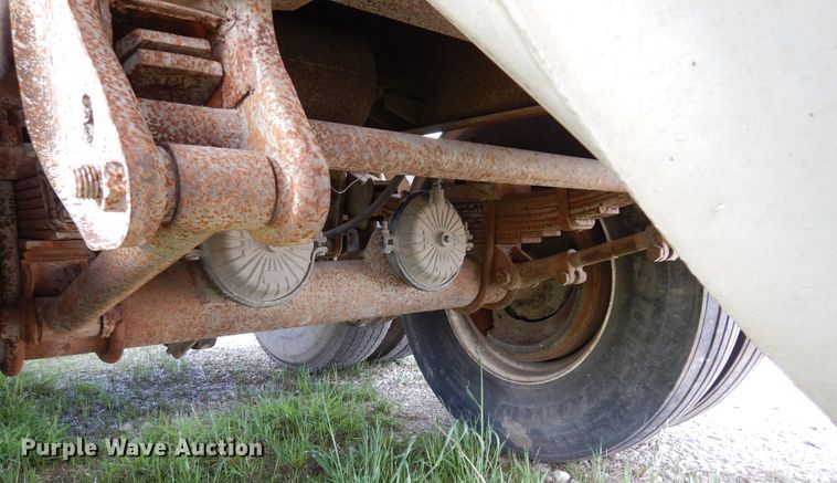 image for item DK0360 1974 J&L Tank THAS  tank tender grain trailer