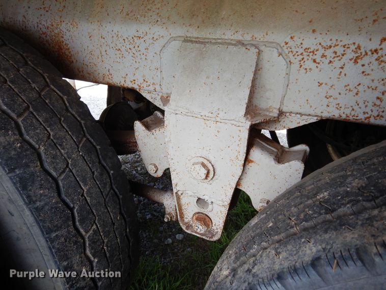 image for item DK0360 1974 J&L Tank THAS  tank tender grain trailer