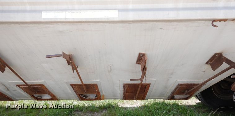 image for item DK0360 1974 J&L Tank THAS  tank tender grain trailer