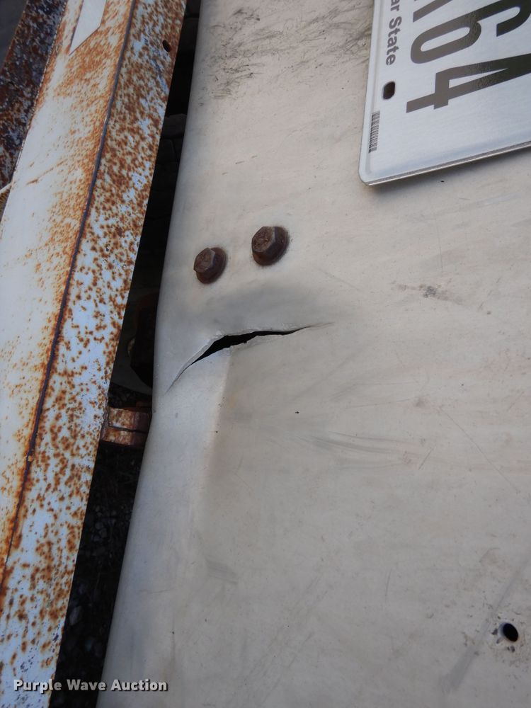 image for item DK0360 1974 J&L Tank THAS  tank tender grain trailer