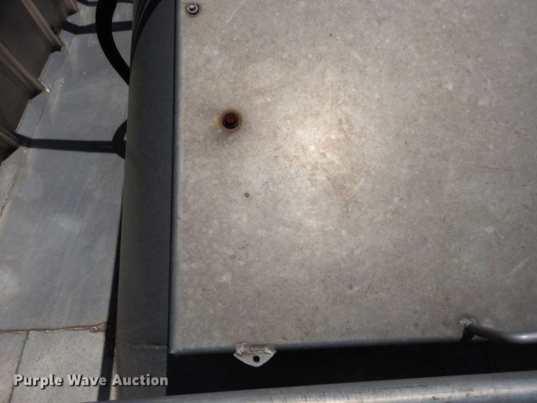 image for item DK0360 1974 J&L Tank THAS  tank tender grain trailer