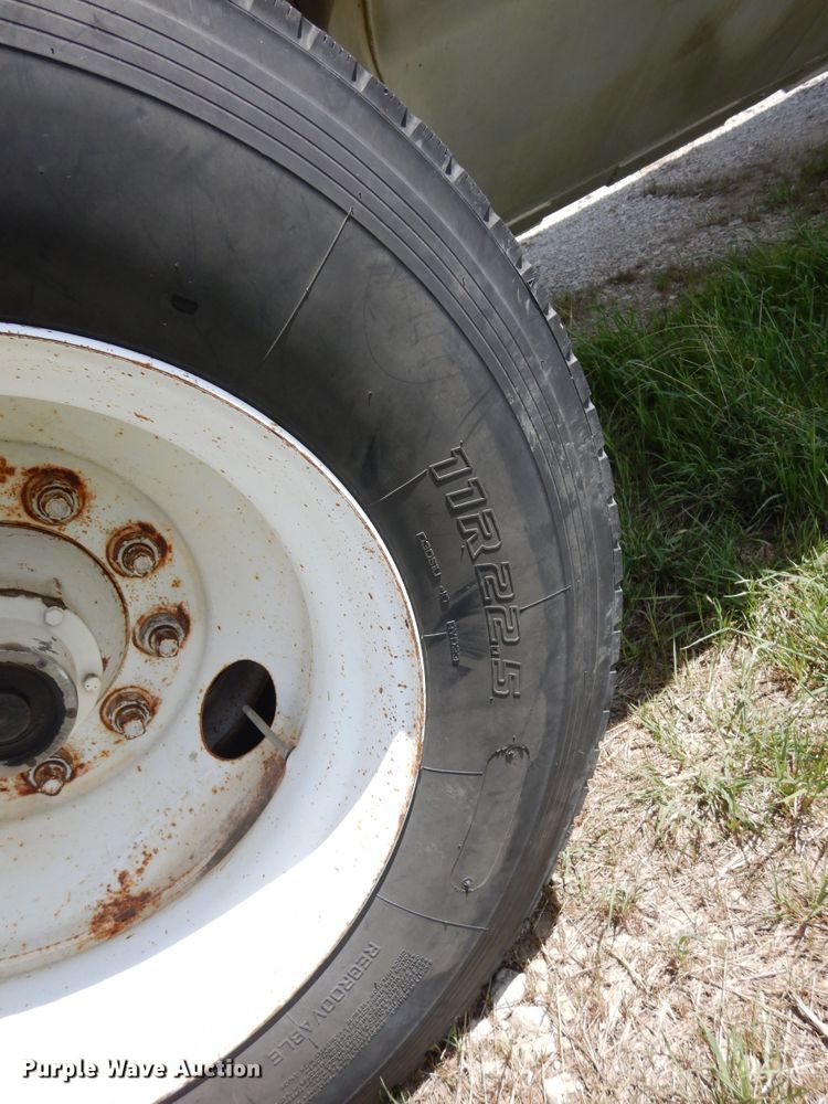 image for item DK0360 1974 J&L Tank THAS  tank tender grain trailer