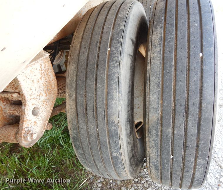 image for item DK0360 1974 J&L Tank THAS  tank tender grain trailer