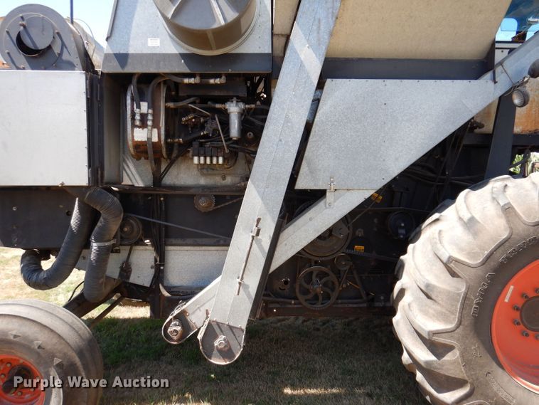 image for item DK2027 1978 Gleaner M2  combine
