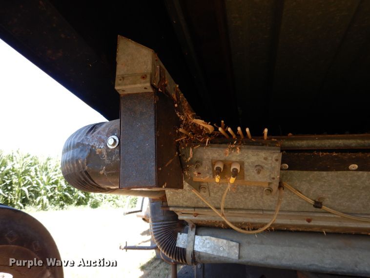 image for item DK2027 1978 Gleaner M2  combine