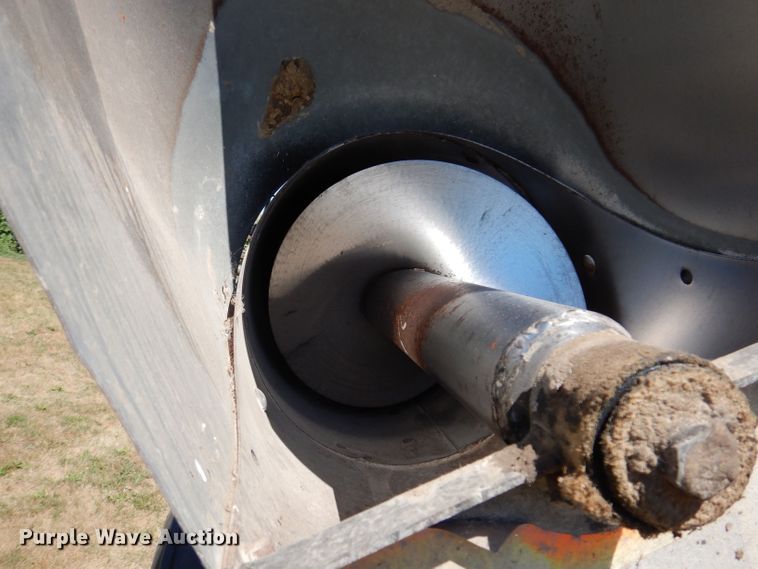 image for item DK2027 1978 Gleaner M2  combine