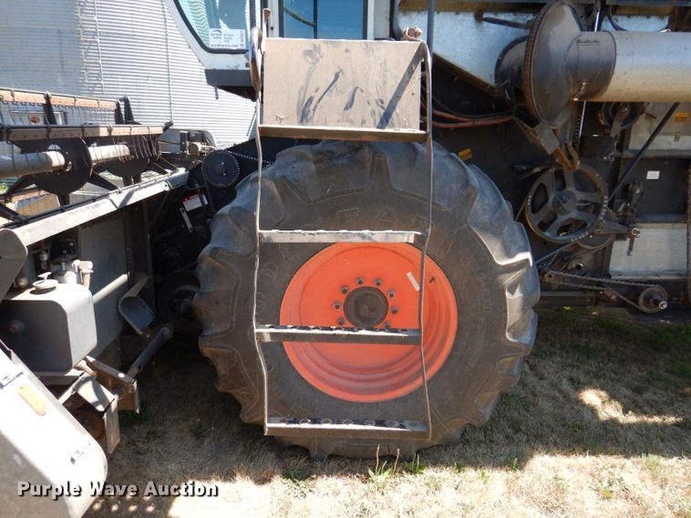 image for item DK2027 1978 Gleaner M2  combine
