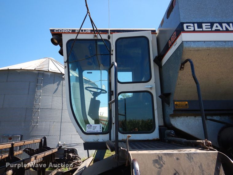 image for item DK2027 1978 Gleaner M2  combine