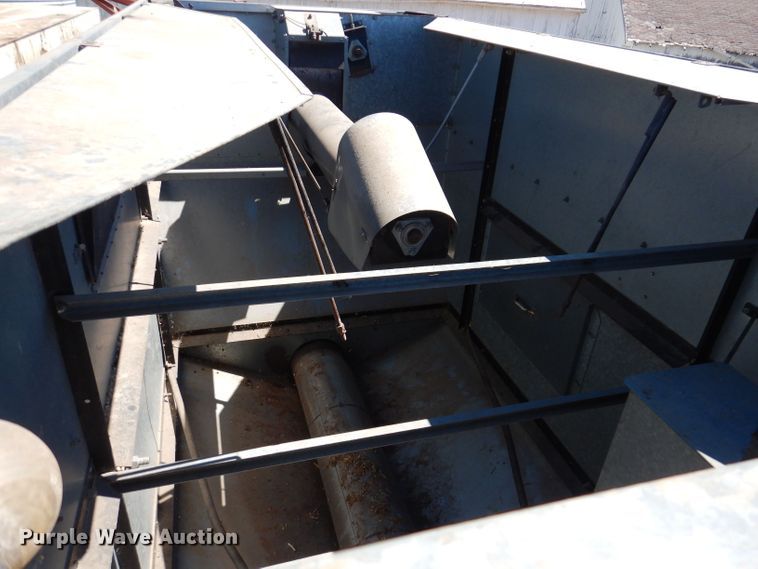 image for item DK2027 1978 Gleaner M2  combine