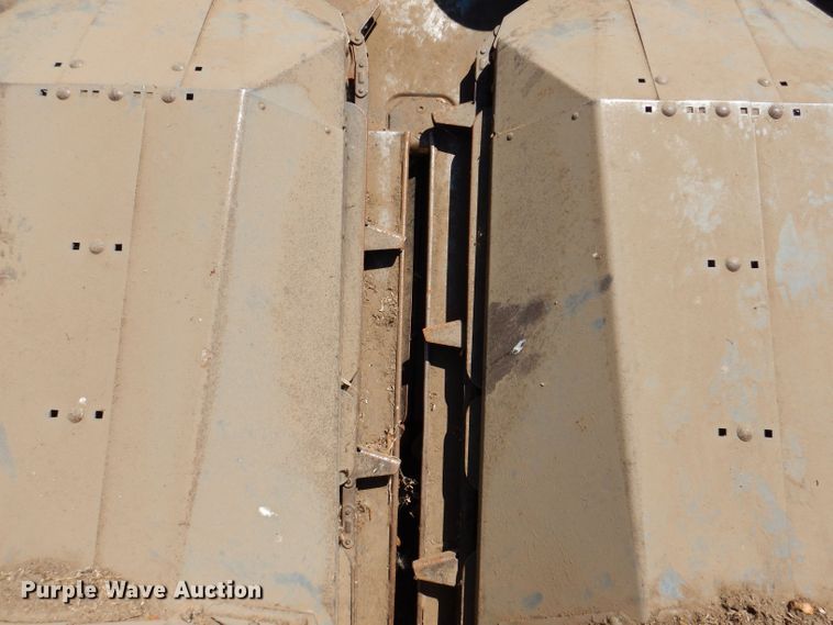 image for item DK2027 1978 Gleaner M2  combine