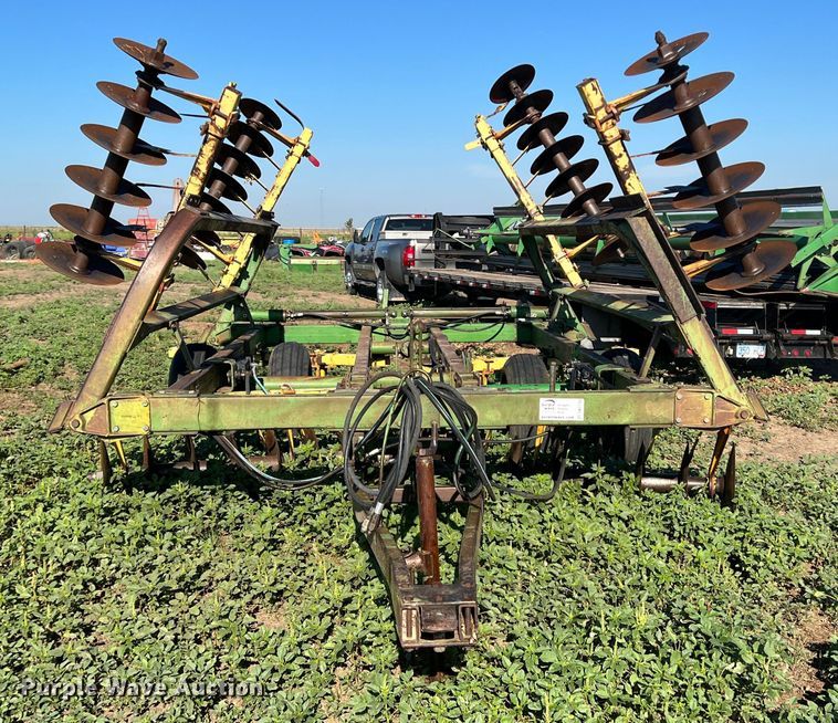 image for item DK7139 John Deere  double off-set disk