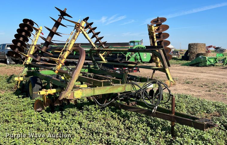 image for item DK7139 John Deere  double off-set disk