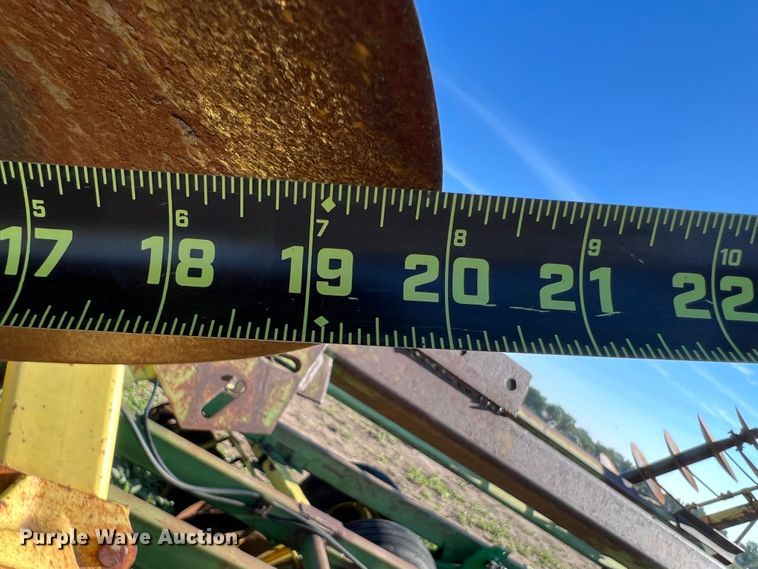 image for item DK7139 John Deere  double off-set disk