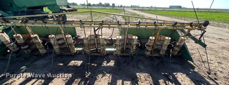 image for item DK7141 John Deere  sorghum head