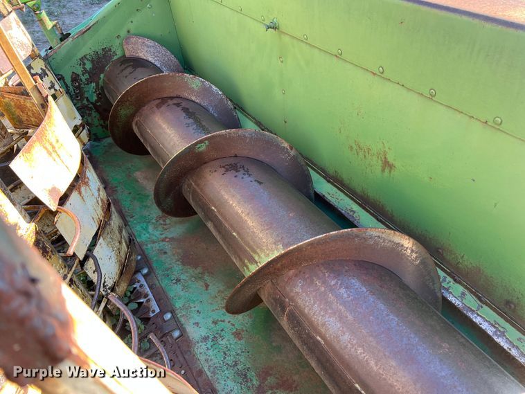 image for item DK7141 John Deere  sorghum head