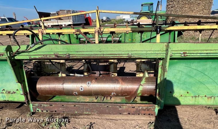 image for item DK7141 John Deere  sorghum head