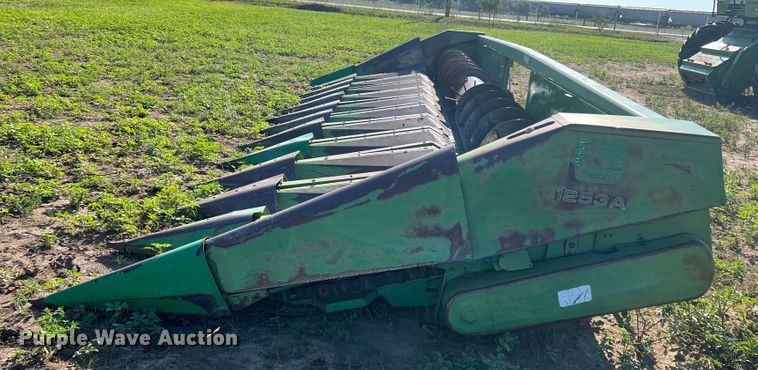 image for item DK7142 John Deere 1253A  all-crop head
