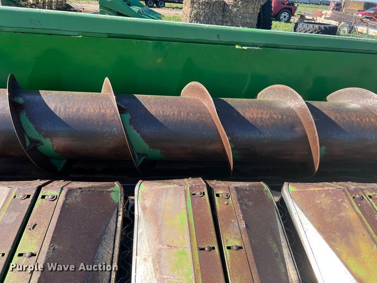 image for item DK7142 John Deere 1253A  all-crop head