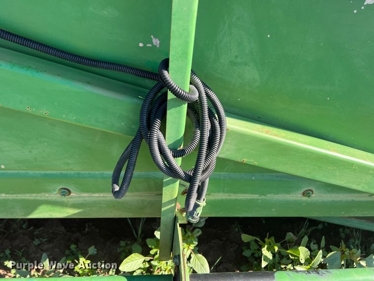 image for item DK7142 John Deere 1253A  all-crop head