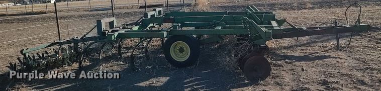 image for item DK7143 John Deere  disk ripper