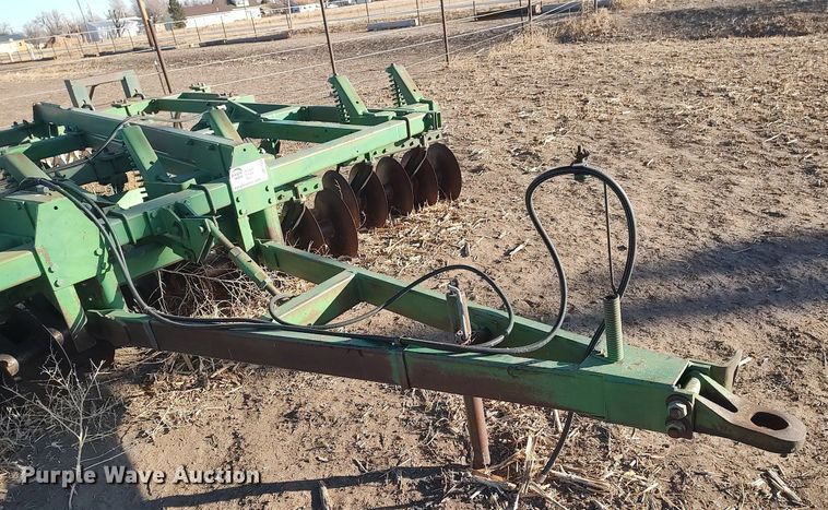 image for item DK7143 John Deere  disk ripper