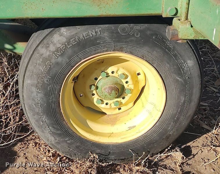 image for item DK7143 John Deere  disk ripper