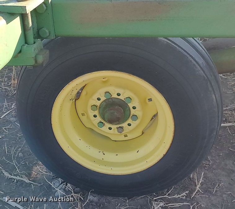 image for item DK7143 John Deere  disk ripper