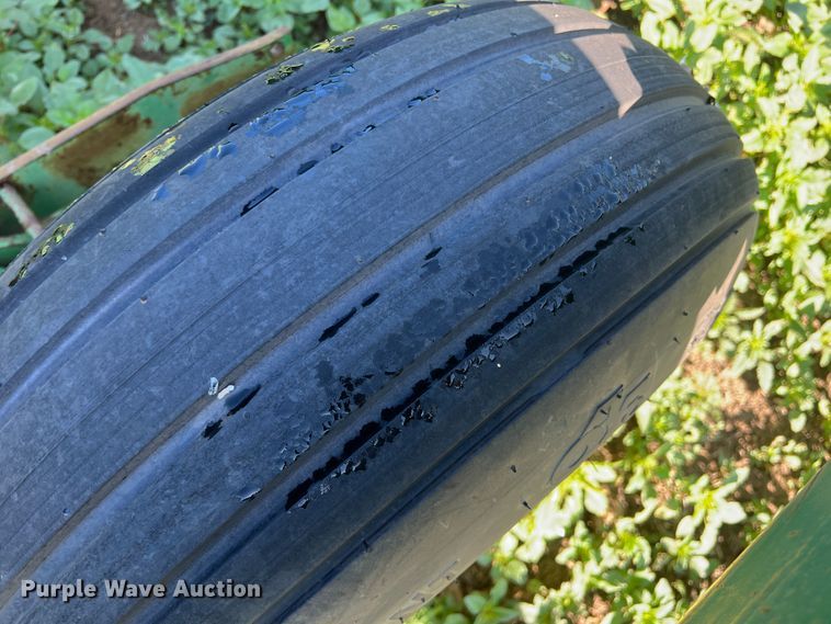 image for item DK7143 John Deere  disk ripper