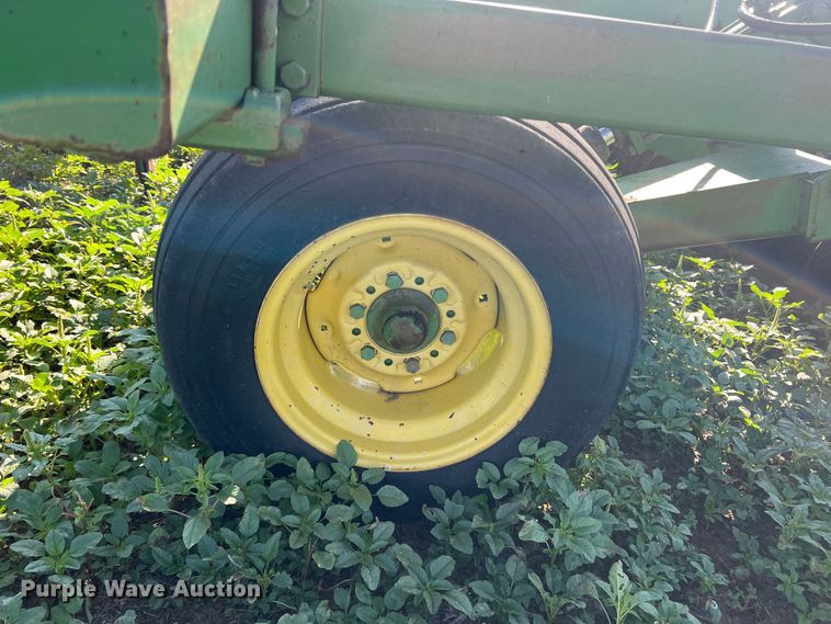 image for item DK7143 John Deere  disk ripper