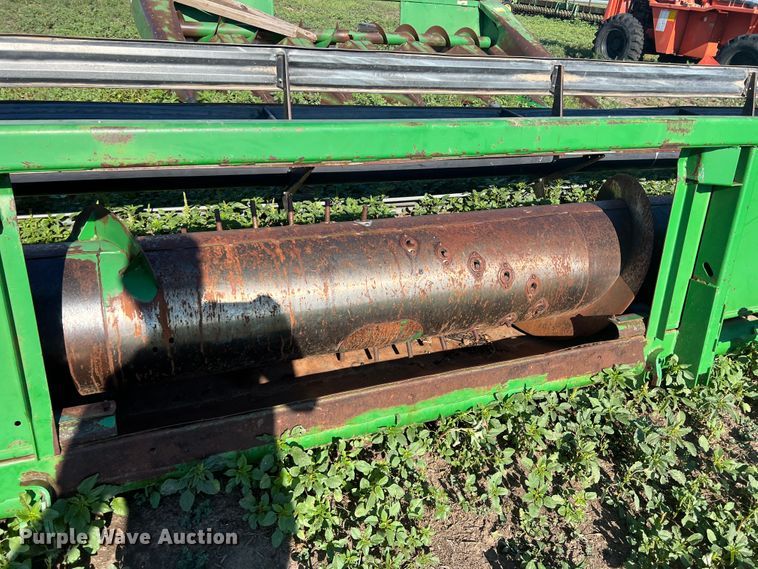 image for item DK7144 John Deere 930  rigid head