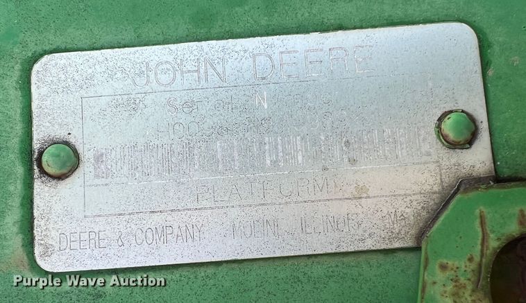 image for item DK7144 John Deere 930  rigid head