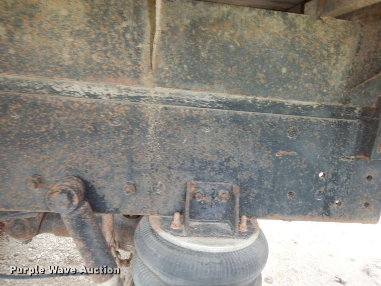 image for item DN1730 1970 GMC Astro 95  grain truck