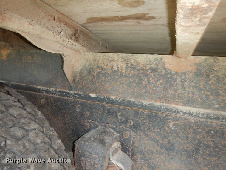 image for item DN1730 1970 GMC Astro 95  grain truck