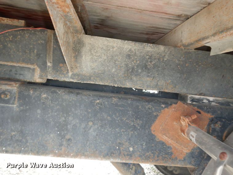 image for item DN1730 1970 GMC Astro 95  grain truck