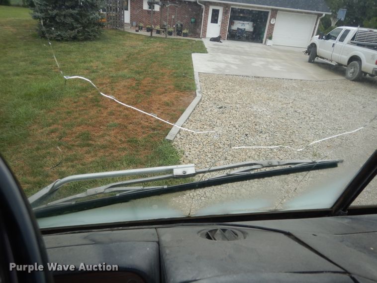 image for item DN1730 1970 GMC Astro 95  grain truck