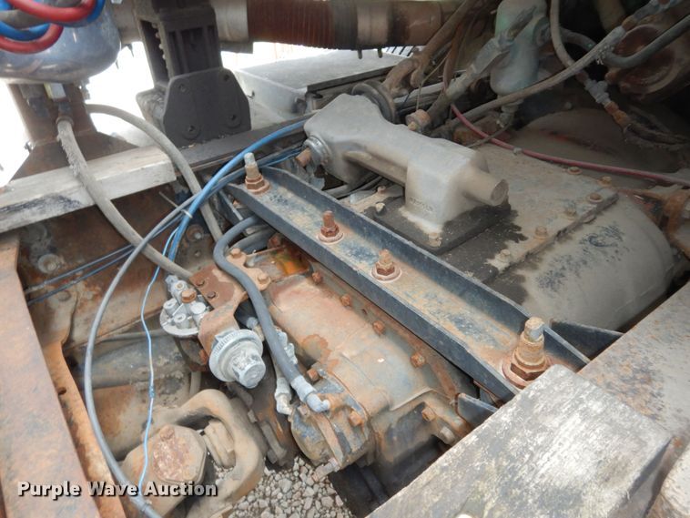 image for item DN1730 1970 GMC Astro 95  grain truck