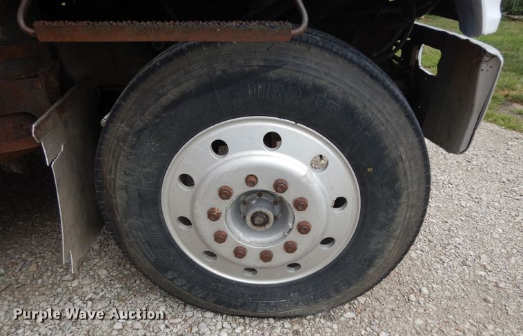 image for item DN1730 1970 GMC Astro 95  grain truck