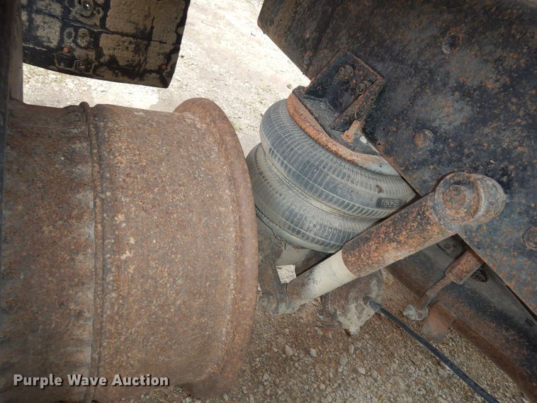 image for item DN1730 1970 GMC Astro 95  grain truck