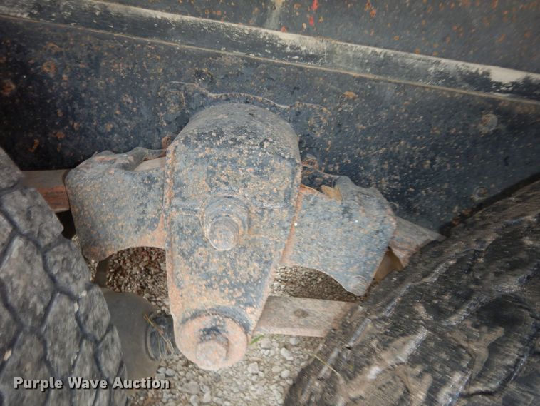 image for item DN1730 1970 GMC Astro 95  grain truck