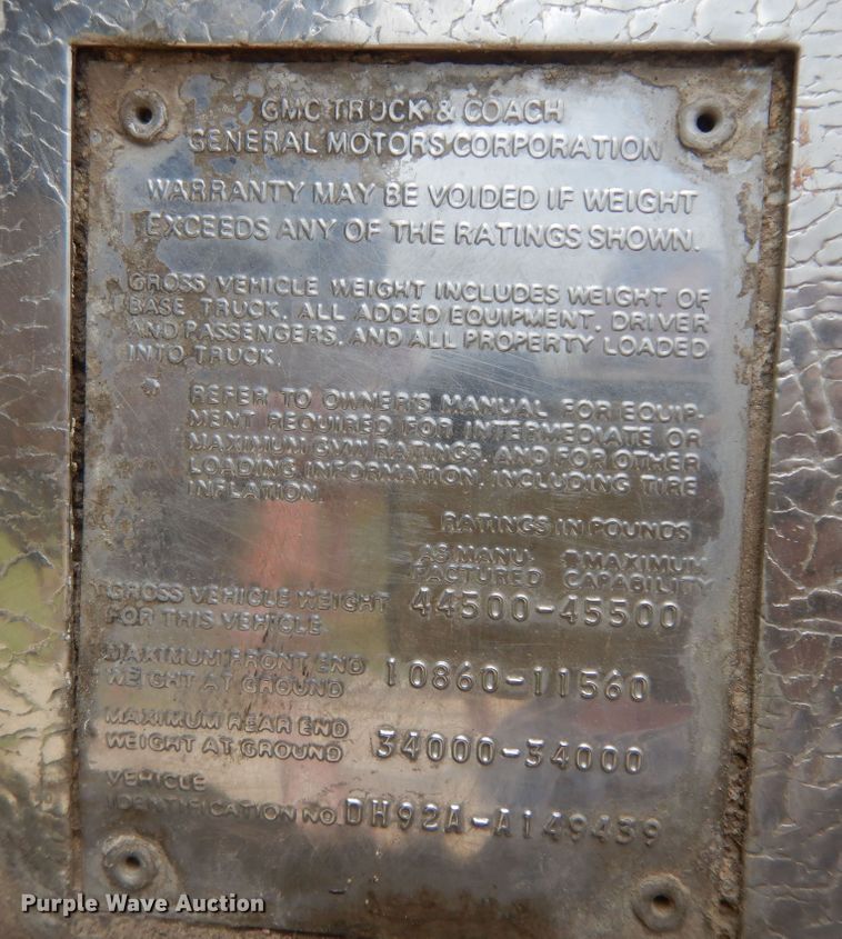 image for item DN1730 1970 GMC Astro 95  grain truck